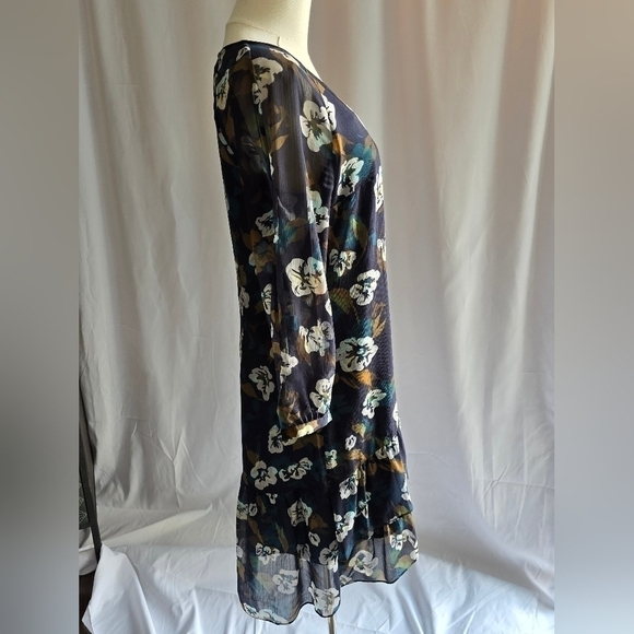 Cabi Pirouette Floral V-Neck Shift Dress Long-Sleeve Ruffle Hem Blue Multi Sz XS - Picture 4 of 14